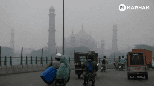 Mysterious Virus Outbreak Hits Lahore Amid Deadly Smog