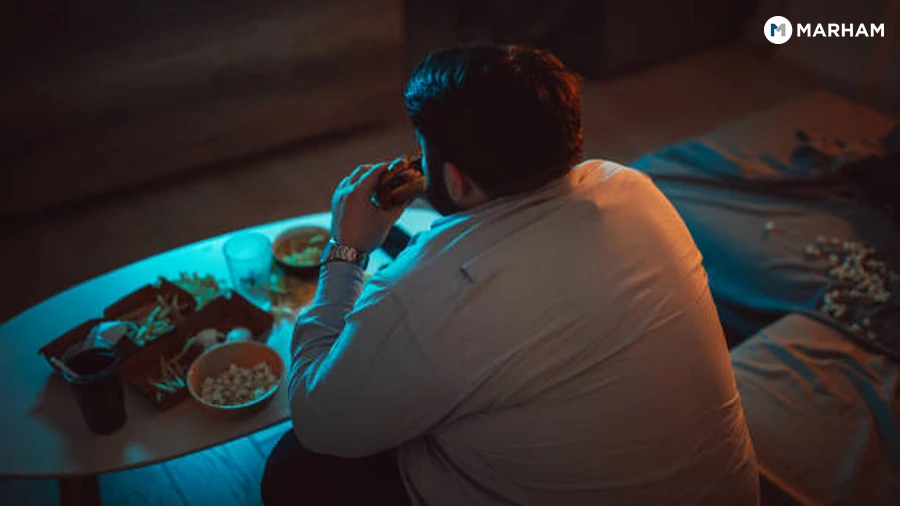 What Actually Happens When You Eat Late at Night